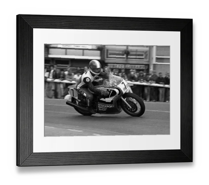Framed Print : Paul Martin (Shepherd Suzuki) 1981 Senior Manx Grand Prix Framed Print : Paul Martin (Shepherd Suzuki) 1981 Senior Manx Grand Prix