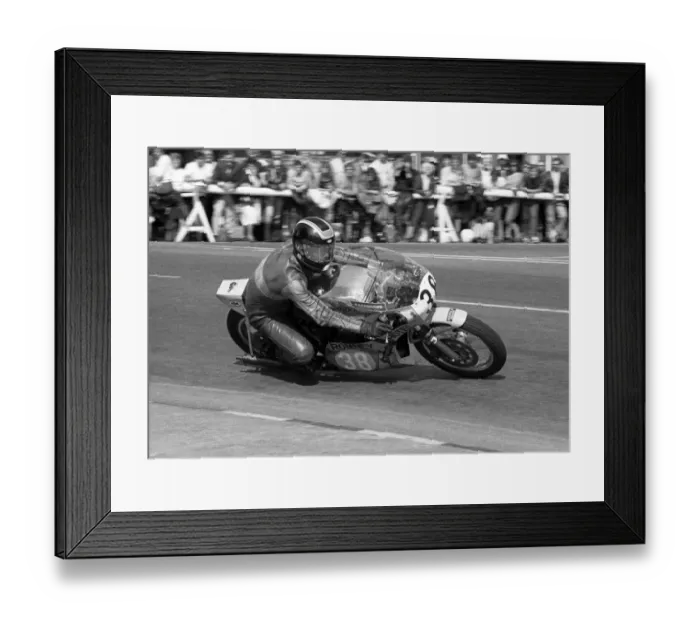 Framed Print : Andy Cooper (Yamaha) 1981 Junior Manx Grand Prix Framed Print : Andy Cooper (Yamaha) 1981 Junior Manx Grand Prix