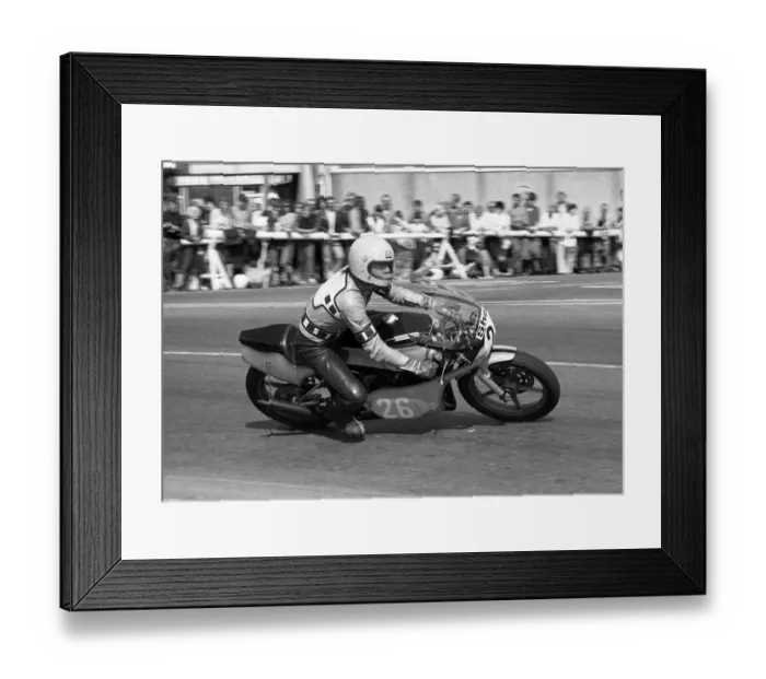Framed Print : George Paterson (Yamaha) 1981 Junior Manx Grand Prix Framed Print : George Paterson (Yamaha) 1981 Junior Manx Grand Prix