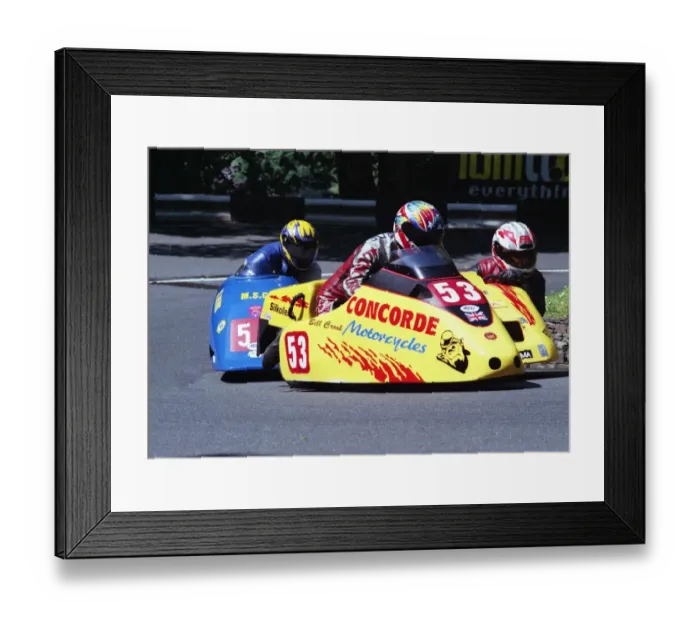 Framed Print : Bill Crook & Ian Gemmell (Jacobs Starfire) 2002 Sidecar TT Framed Print : Bill Crook & Ian Gemmell (Jacobs Starfire) 2002 Sidecar TT