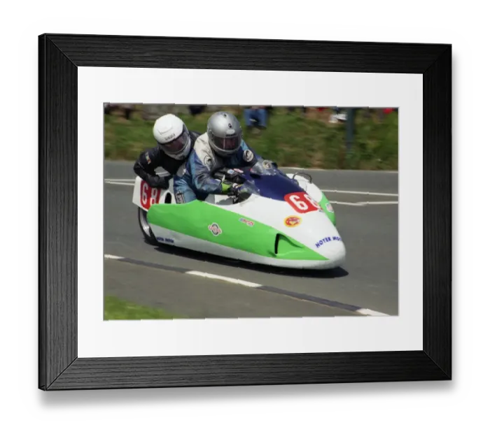 Framed Print : Claude Montagnier & Gerald Midrouet (Windle Kawsaki) 2002 Sidecar TT Framed Print : Claude Montagnier & Gerald Midrouet (Windle Kawsaki) 2002 Sidecar TT