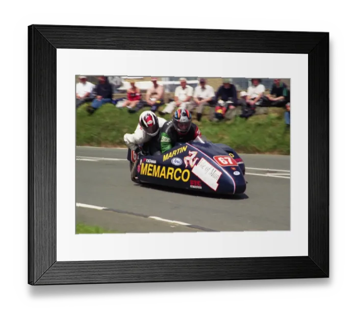 Framed Print : Martin Vollebregt & Rory O Connor (Windle Yamaha) 2002 Sidecar TT Framed Print : Martin Vollebregt & Rory O Connor (Windle Yamaha) 2002 Sidecar TT