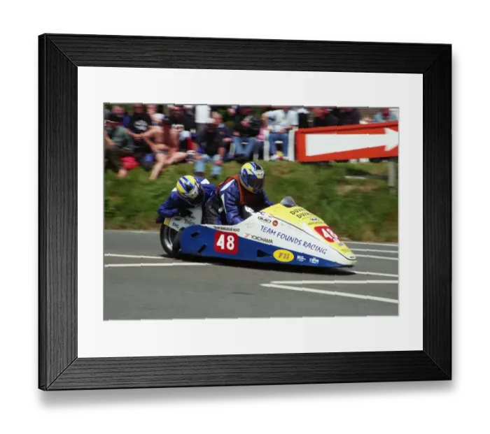 Framed Print : Pierre Duval & Maryse Duval (Des Founds Yamaha) 2002 Sidecar TT Framed Print : Pierre Duval & Maryse Duval (Des Founds Yamaha) 2002 Sidecar TT