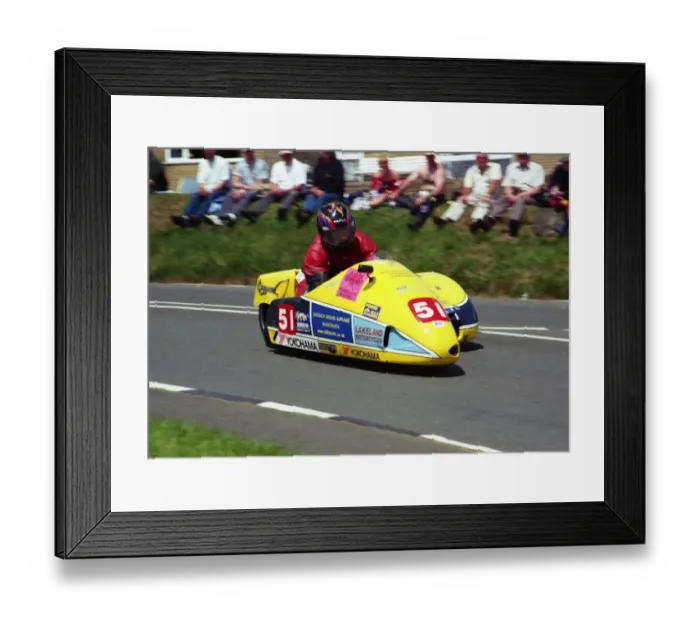 Framed Print : Cliff Pritchard & Kevin Morgan (Baker Honda) 2002 Sidecar TT Framed Print : Cliff Pritchard & Kevin Morgan (Baker Honda) 2002 Sidecar TT