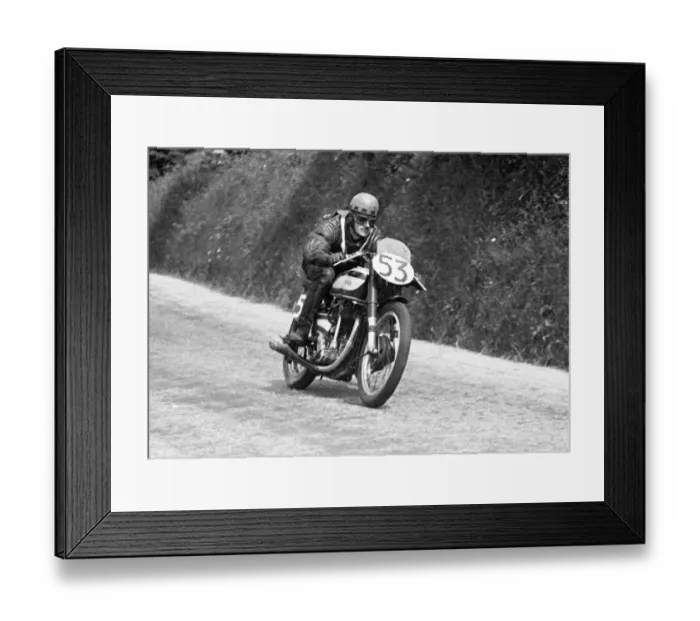 Framed Print : Eric Oliver (Norton) 1949 Senior TT Framed Print : Eric Oliver (Norton) 1949 Senior TT