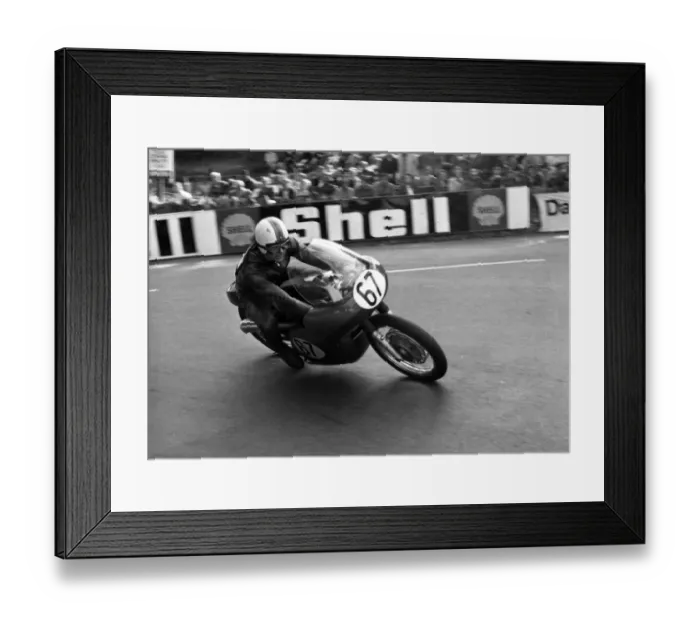 Framed Print : Roger Sutcliffe (Matchless) 1969 Senior Manx Grand Prix Framed Print : Roger Sutcliffe (Matchless) 1969 Senior Manx Grand Prix