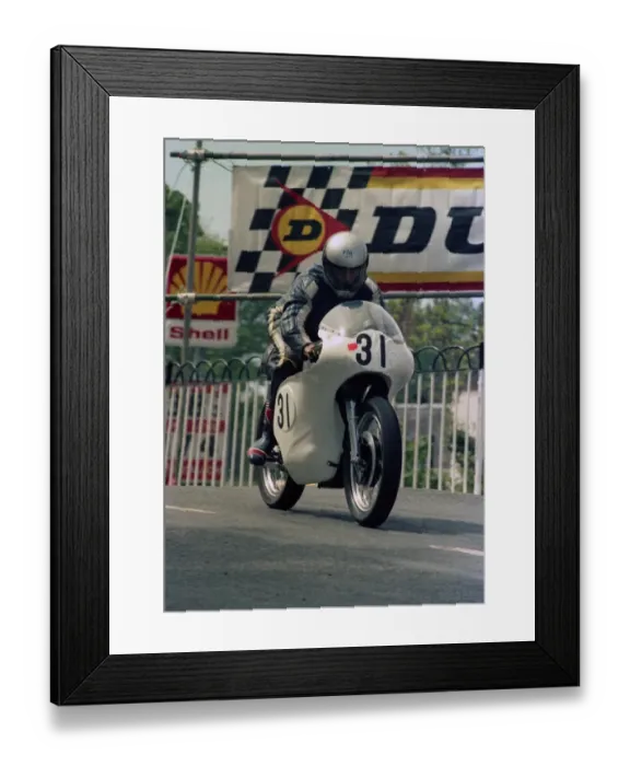 Framed Print : Dennis Christian (Norton) 1986 Classic Lap Framed Print : Dennis Christian (Norton) 1986 Classic Lap