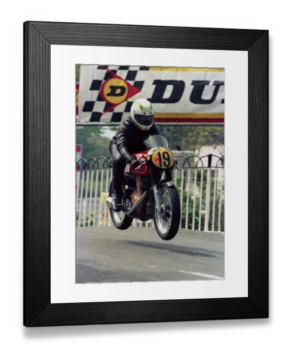 Framed Print : Joaquin Folch (Matchless) 1986 Classic Lap