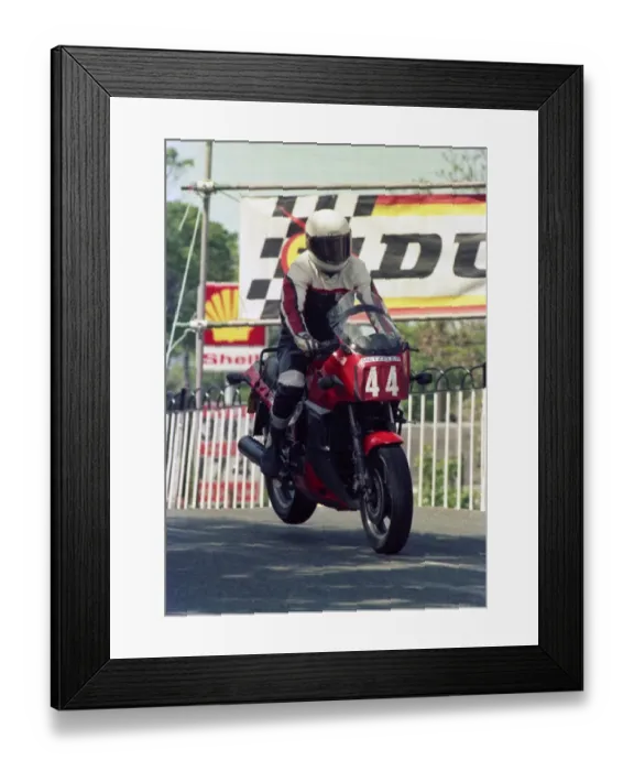 Framed Print : Keith Nicholls (Kawasaki) 1986 Production A TT Framed Print : Keith Nicholls (Kawasaki) 1986 Production A TT