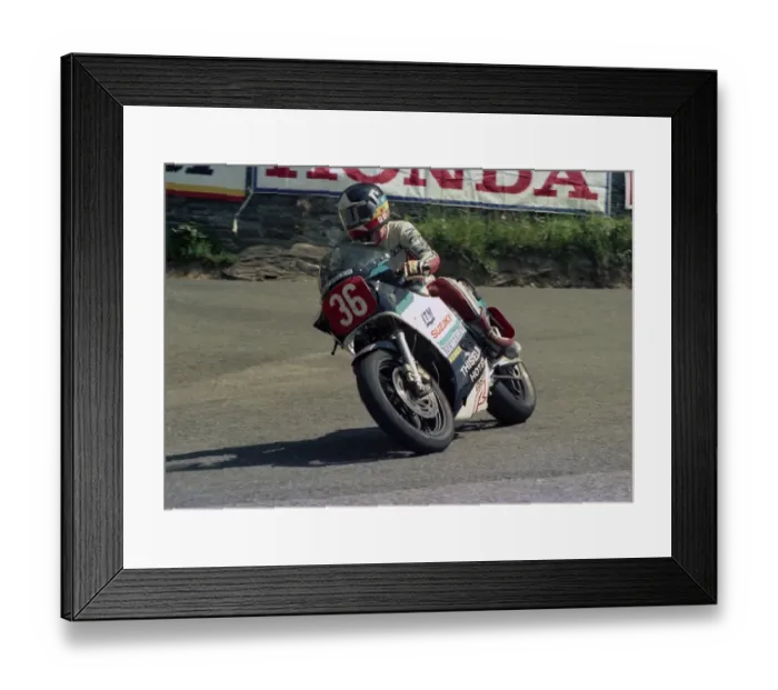 Framed Print : Colin Wilson (Suzuki) 1986 Production A TT Framed Print : Colin Wilson (Suzuki) 1986 Production A TT