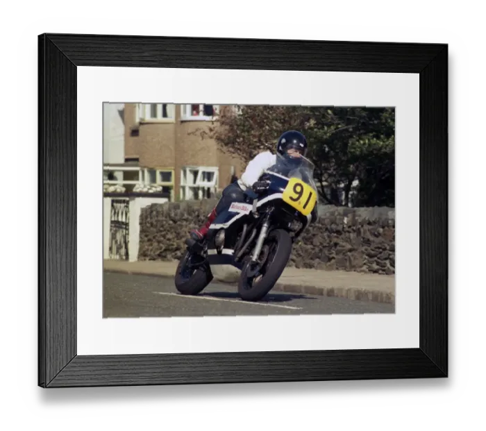 Framed Print : Tim Vernall (Honda) 1987 Senior Manx Grand Prix Framed Print : Tim Vernall (Honda) 1987 Senior Manx Grand Prix