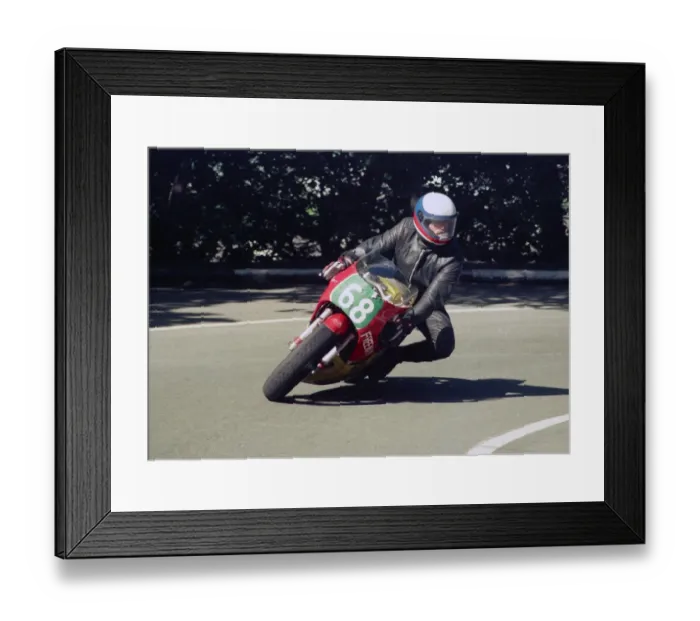 Framed Print : Ken Virgo (Yamaha) 1987 Lightweight Manx Grand Prix Framed Print : Ken Virgo (Yamaha) 1987 Lightweight Manx Grand Prix