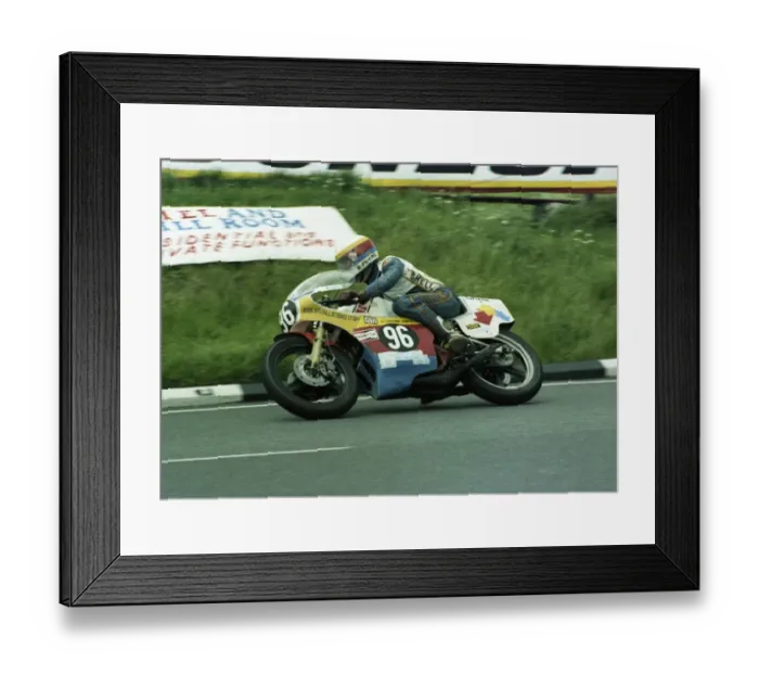 Framed Print : Derek Mortimer (Yamaha) 1981 Formula 3 TT Framed Print : Derek Mortimer (Yamaha) 1981 Formula 3 TT