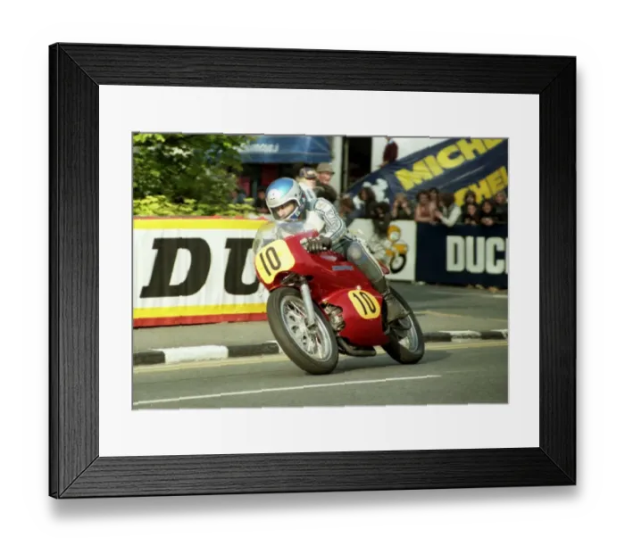 Framed Print : Frank Rutter (Aermacchi) 1984 Classic TT Framed Print : Frank Rutter (Aermacchi) 1984 Classic TT
