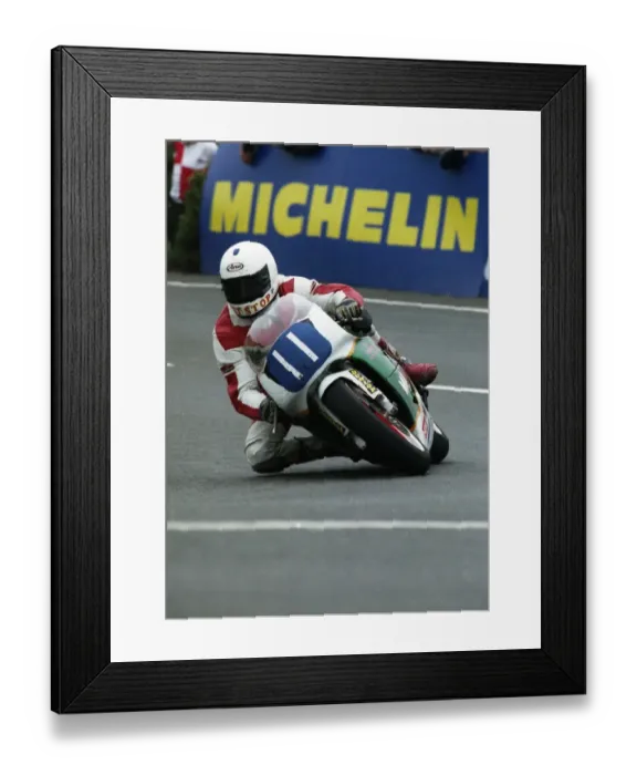 Framed Print : Lee Pullan (Yamaha) 1993 Junior TT Framed Print : Lee Pullan (Yamaha) 1993 Junior TT