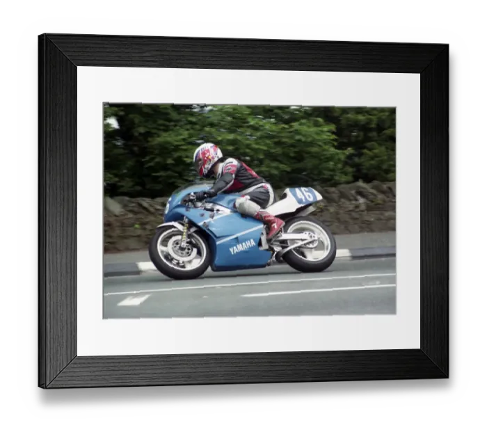 Framed Print : David Smith (Yamaha) 1993 Junior TT Framed Print : David Smith (Yamaha) 1993 Junior TT