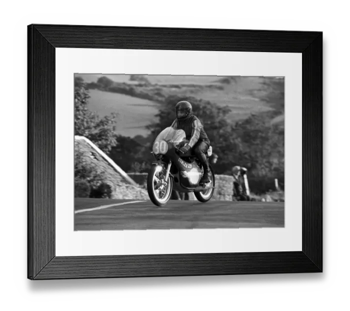 Framed Print : Dave Williams (Cowles Yamaha) 1975 Junior Manx Grand Prix Framed Print : Dave Williams (Cowles Yamaha) 1975 Junior Manx Grand Prix