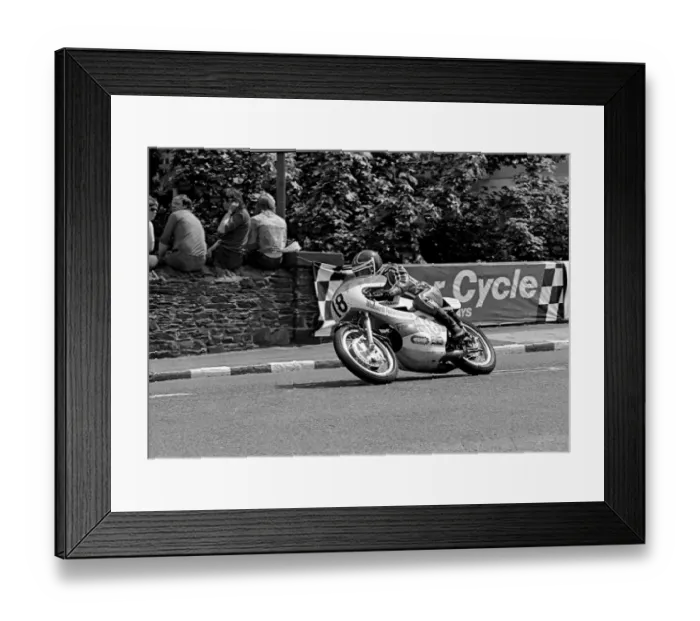 Framed Print : Tom Herron (Yamaha) 1973 Lightweight TT