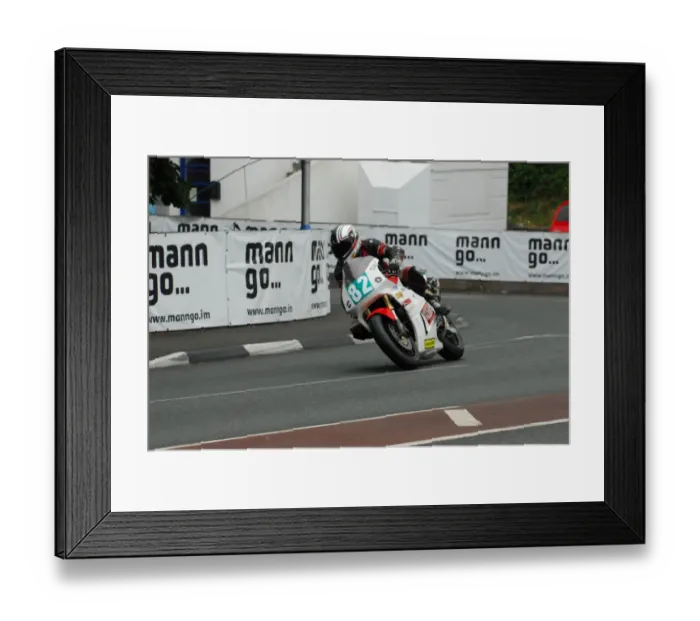 Framed Print : Rikki McGovern (Honda) 2013 Lightweight Manx Grand Prix Framed Print : Rikki McGovern (Honda) 2013 Lightweight Manx Grand Prix