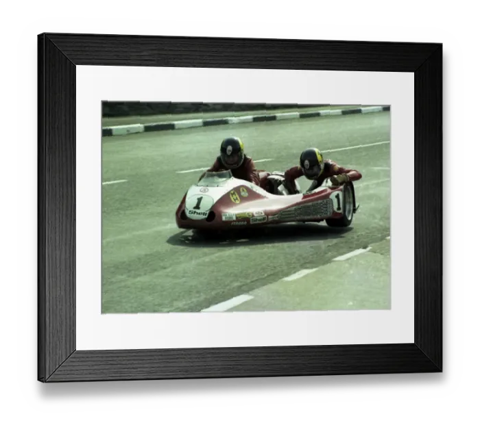 Framed Print : Mick Boddice & Chas Birks (Yamaha) 1980 Sidecar TT Framed Print : Mick Boddice & Chas Birks (Yamaha) 1980 Sidecar TT