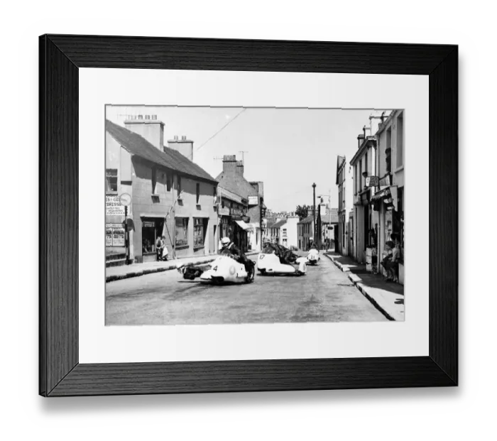 Framed Print : Loni Neussner & Dieter Hess (BMW) Alan Young & Cairncross, R Q, Helmut Fath & Fritz, Rudolph (BMW) 1958 Sidecar TT Framed Print : Loni Neussner & Dieter Hess (BMW) Alan Young & Cairncross, R Q, Helmut Fath & Fritz, Rudolph (BMW) 1958 Sidecar TT