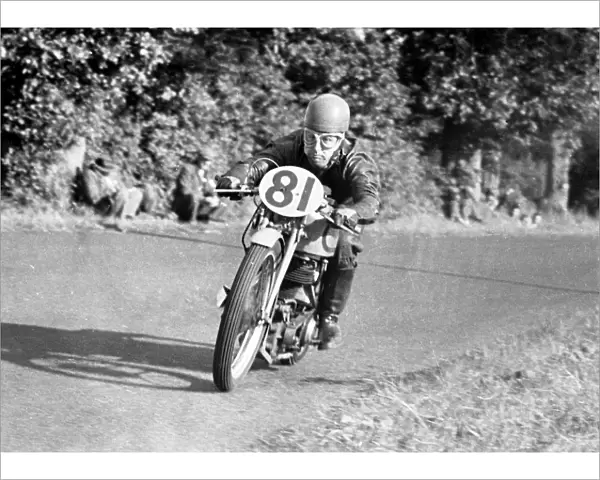Ken Swallow (Norton) 1952 Junior Ulster Grand Prix