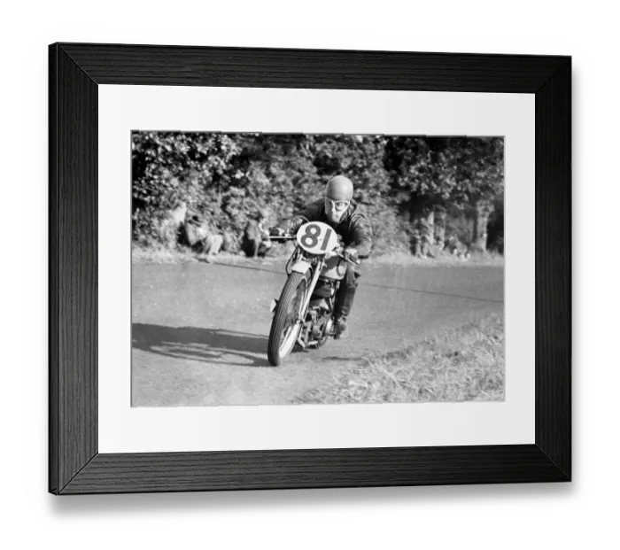 Framed Print : Ken Swallow (Norton) 1952 Junior Ulster Grand Prix Framed Print : Ken Swallow (Norton) 1952 Junior Ulster Grand Prix