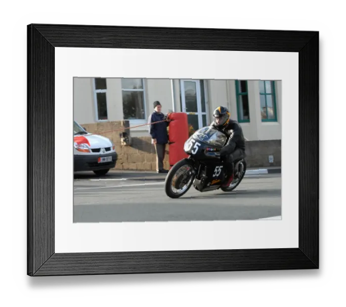 Framed Print : Tony Ainley (Velocette) 2008 Senior Classic Manx Grand Prix Framed Print : Tony Ainley (Velocette) 2008 Senior Classic Manx Grand Prix