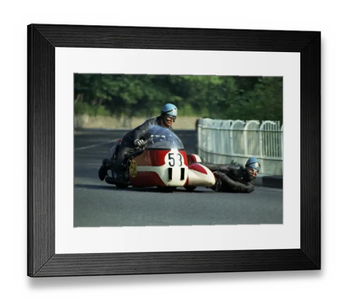 Framed Print : Trevor Ireson & G C Hunt (ETY Triumph) 1969 750 Sidecar TT Framed Print : Trevor Ireson & G C Hunt (ETY Triumph) 1969 750 Sidecar TT