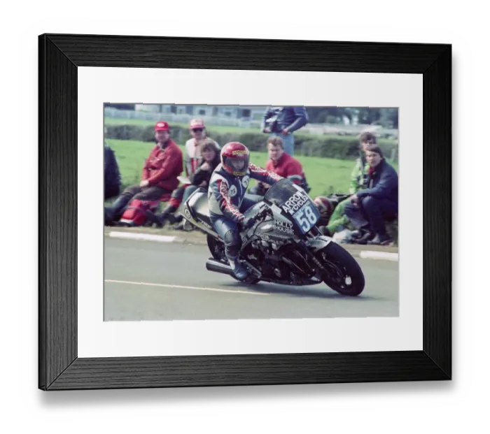 Framed Print : David Huntingdon (Honda) 1986 Production B TT Framed Print : David Huntingdon (Honda) 1986 Production B TT