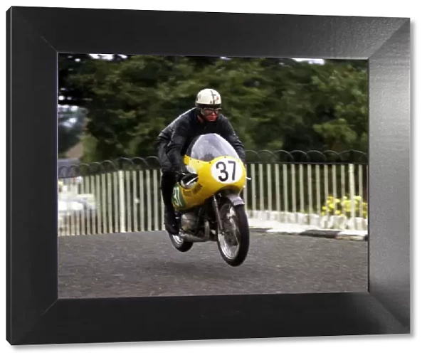 Andy Chapman (Padgett Yamaha) 1968 Lightweight Manx Grand Prix