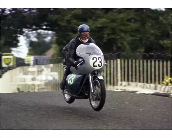 Gordon Taylor (Kawasaki) 1968 Lightweight Manx Grand Prix