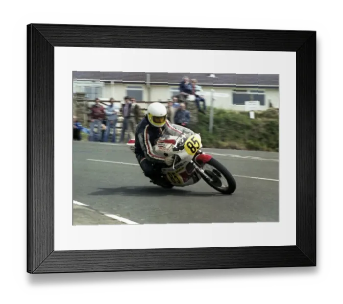 Framed Print : Mike Adler (Yamaha) 1978 Senior TT Framed Print : Mike Adler (Yamaha) 1978 Senior TT
