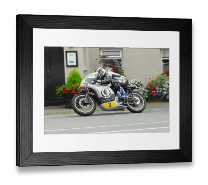 Framed Print : Michael Dunlop (Norton) 2015 500cc Classic TT Framed Print : Michael Dunlop (Norton) 2015 500cc Classic TT