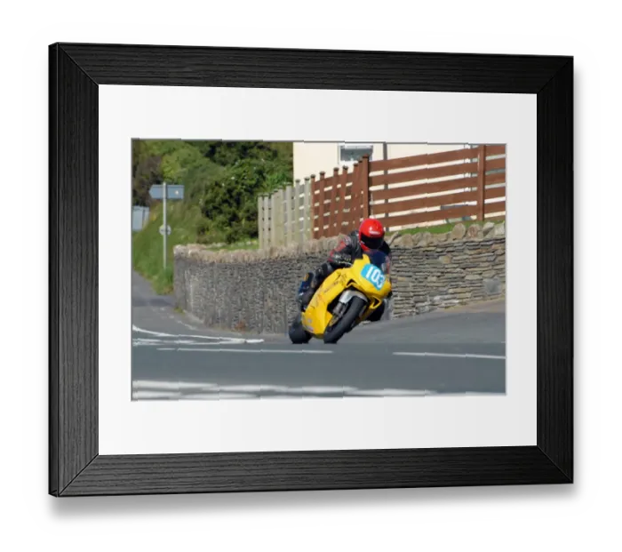 Framed Print : Richie Ellis (Kawasaki) 2007 Junior Manx Grand Prix Framed Print : Richie Ellis (Kawasaki) 2007 Junior Manx Grand Prix