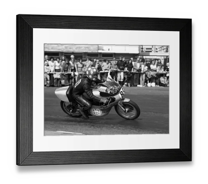 Framed Print : Chris Moorhouse (Yamaha) 1975 Junior Manx Grand Prix Framed Print : Chris Moorhouse (Yamaha) 1975 Junior Manx Grand Prix