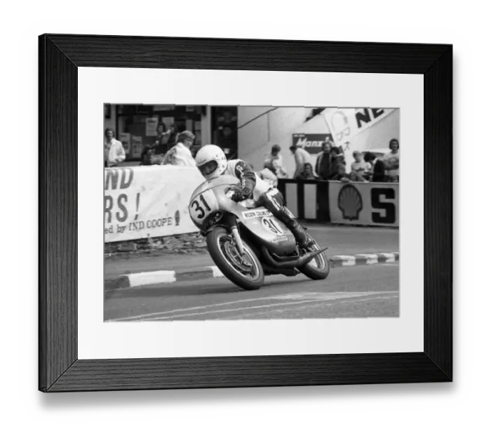 Framed Print : Brian Coope (Suzuki) 1975 Senior Manx Grand Prix Framed Print : Brian Coope (Suzuki) 1975 Senior Manx Grand Prix