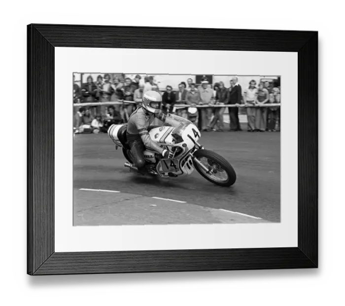 Framed Print : John Robinson (Honda) 1975 Senior Manx Grand Prix Framed Print : John Robinson (Honda) 1975 Senior Manx Grand Prix