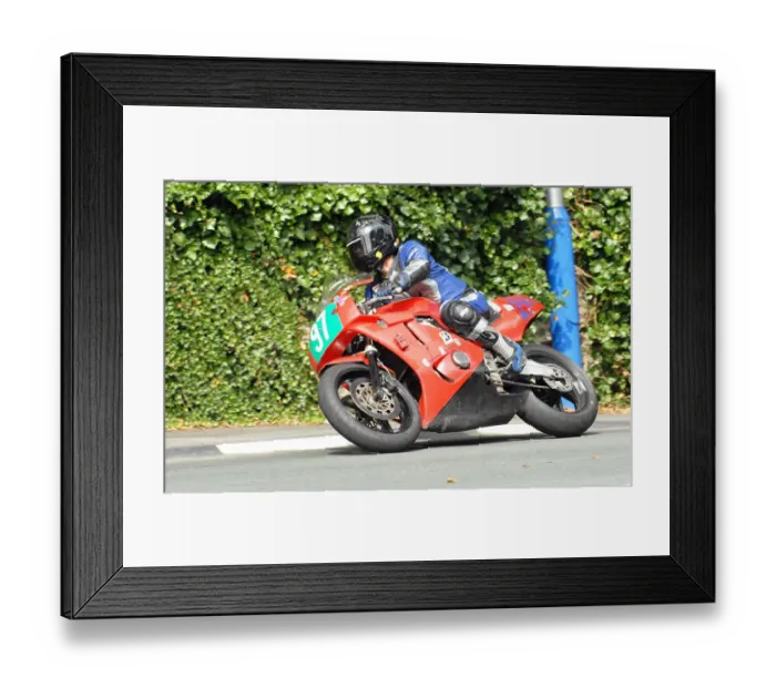 Framed Print : Colin Purslow (Honda) 2010 Ultra Lightweight Manx Grand Prix Framed Print : Colin Purslow (Honda) 2010 Ultra Lightweight Manx Grand Prix
