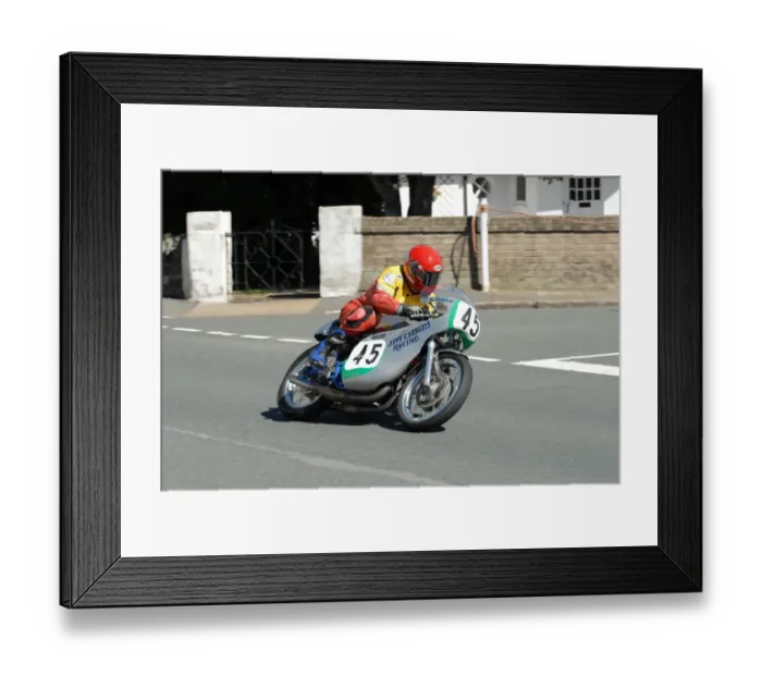 Framed Print : Peter Wakefield (Suzuki) 2010 Lightweight Classic TT Framed Print : Peter Wakefield (Suzuki) 2010 Lightweight Classic TT