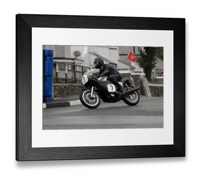 Framed Print : Edward Poole (Triumph) 2007 Southern 100 Framed Print : Edward Poole (Triumph) 2007 Southern 100