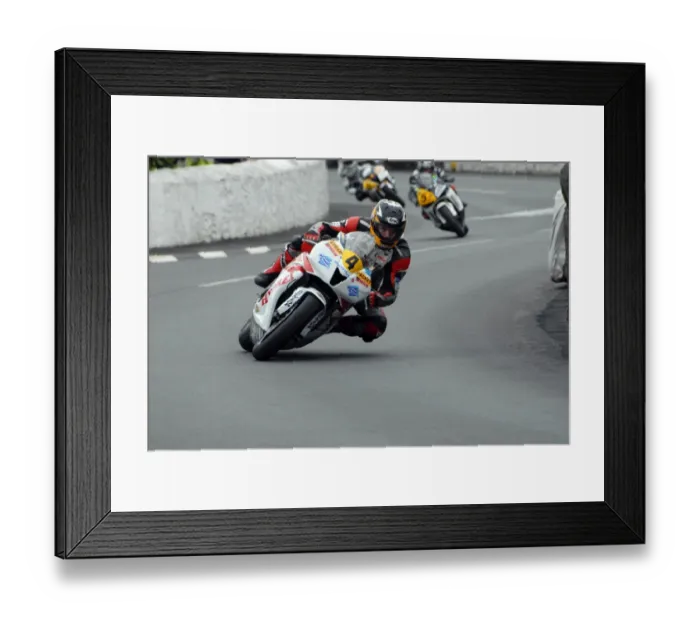Framed Print : Guy Martin (Hydrex Honda) 2007 Southern 100