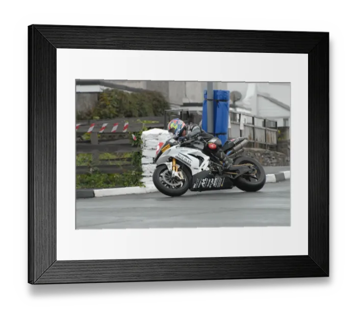 Framed Print : Tim Poole (Triumph) 2007 Southern 100 Framed Print : Tim Poole (Triumph) 2007 Southern 100