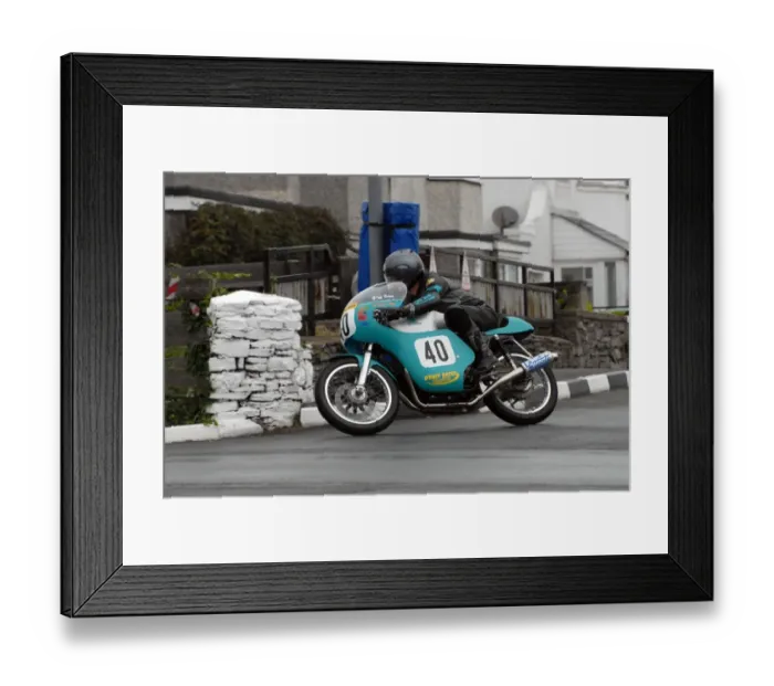 Framed Print : Geoff Bates (Bates Honda) 2007 Southern 100 Framed Print : Geoff Bates (Bates Honda) 2007 Southern 100