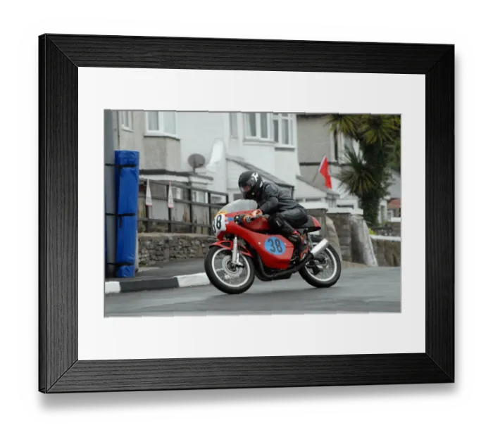 Framed Print : Robert Aspden (Honda) 2007 Southern 100 Framed Print : Robert Aspden (Honda) 2007 Southern 100