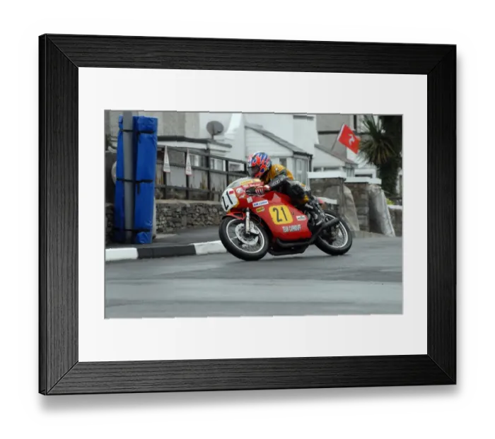 Framed Print : Billy Lyle (Drixton Honda) 2007 Southern 100 Framed Print : Billy Lyle (Drixton Honda) 2007 Southern 100