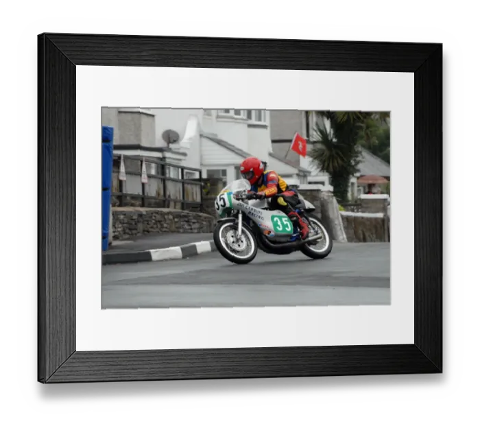 Framed Print : Peter Wakefield (Suzuki) 2007 Southern 100 Framed Print : Peter Wakefield (Suzuki) 2007 Southern 100