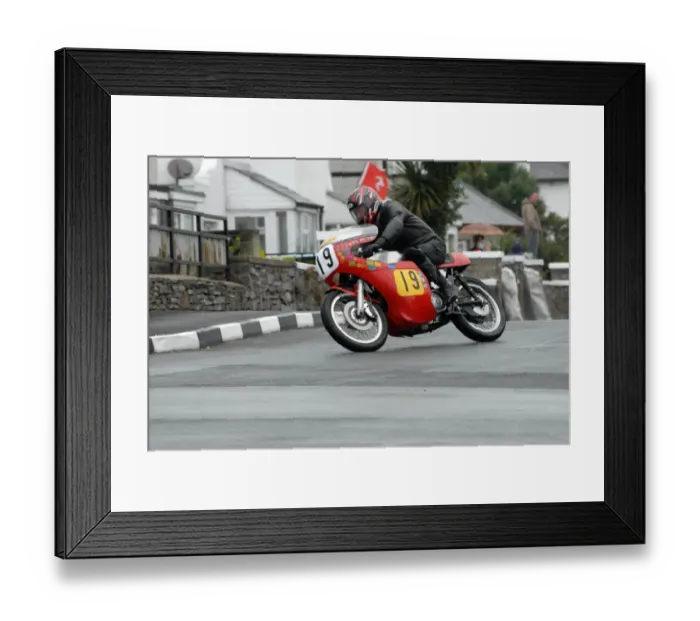 Framed Print : Harold Bromiley (Cowles Matchless) 2007 Southern 100 Framed Print : Harold Bromiley (Cowles Matchless) 2007 Southern 100