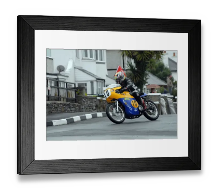 Framed Print : Paul Dobbs (BSA) 2007 Southern 100 Framed Print : Paul Dobbs (BSA) 2007 Southern 100