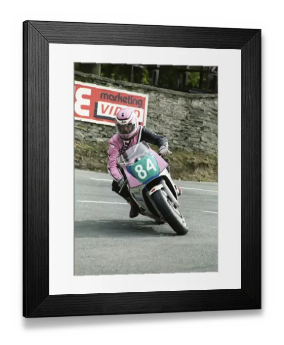 Framed Print : Stephen Scott (Yamaha) 1992 Lightweight Manx Grand Prix Framed Print : Stephen Scott (Yamaha) 1992 Lightweight Manx Grand Prix